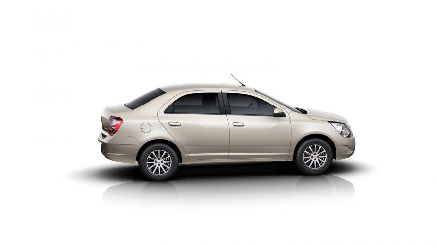  Chevrolet Cobalt Concept 2014 года  (фото 2 из 2)
